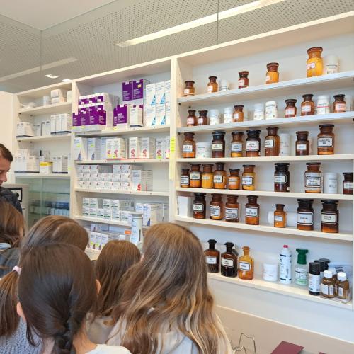 Apotheke